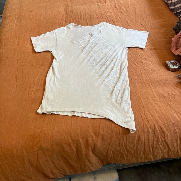 Raquel Allegra Razor Cut Distressed Short Sleeve Tee - Picture 1 of 6